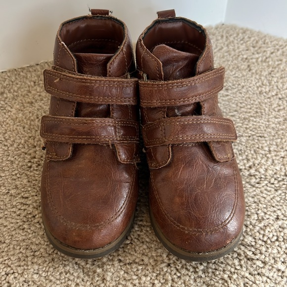 Brown Boots, baby/toddler size 7 - Picture 2 of 4